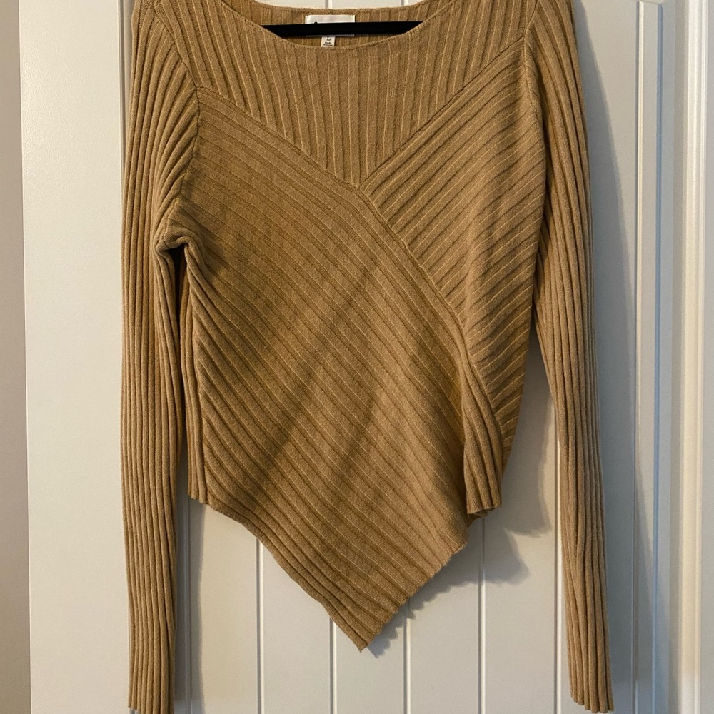 Elegant Tan Ribbed Sweater